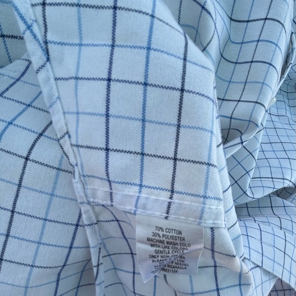 Saddlebred Blue and White Casual Button Down Shirt - Picture 8 of 8